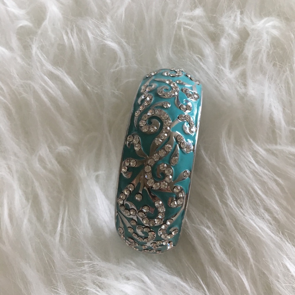 ‘Wendy’ Beautiful enameled bangle